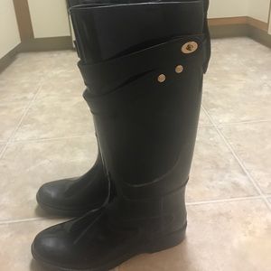 Stylish coach rain boots!