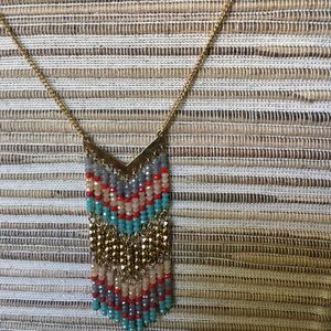 Lively necklace