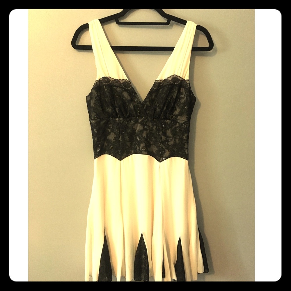 BeBe white dress with black lace inset panels