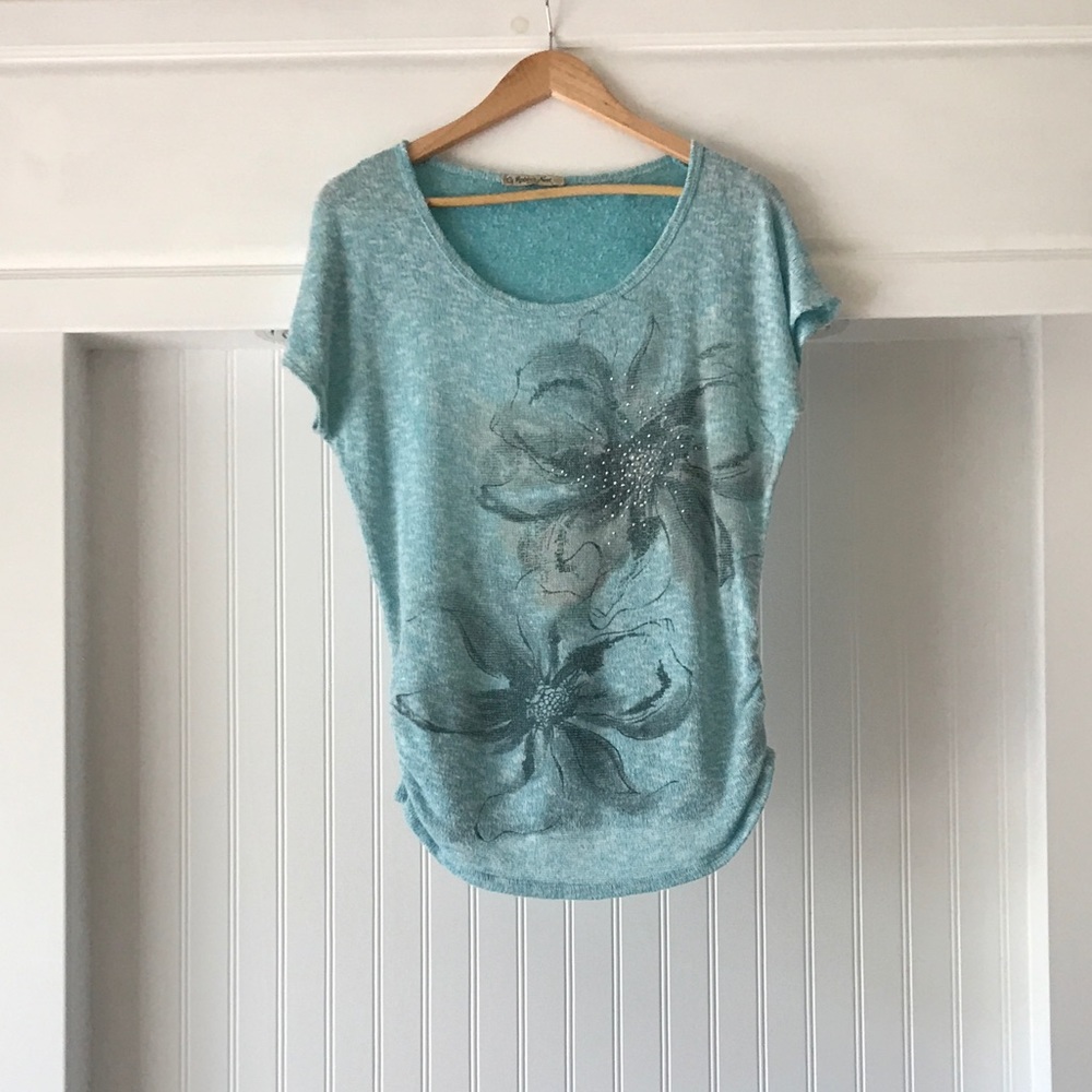 💫Aqua and floral Maternity shirt by Robins Nest