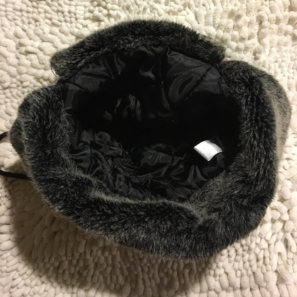 Winter Hat - Picture 2 of 4