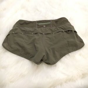 Lululemon shorts Sz 6