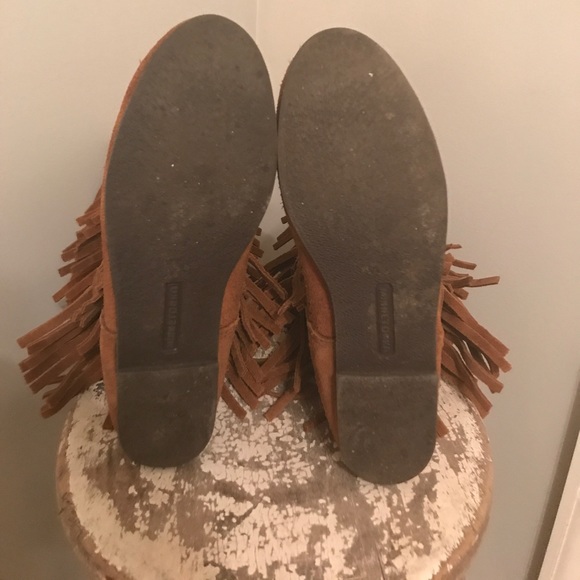 NEW Minnetonka Boots MAKE AN OFFER :) - Picture 2 of 3
