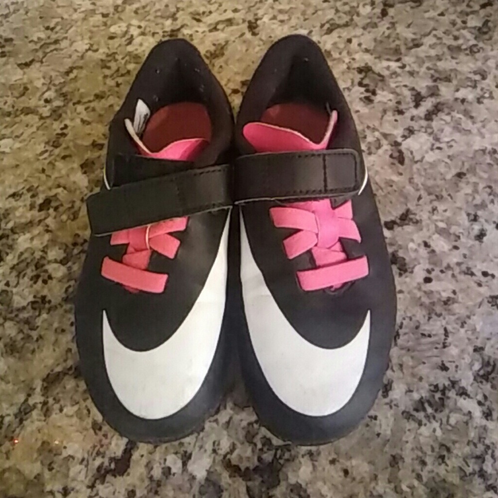 Kids nike cleats