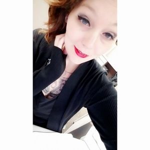 Meet your Posher, Stefani