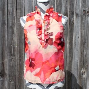 Loft sleeveless floral top w/ cloth buttons