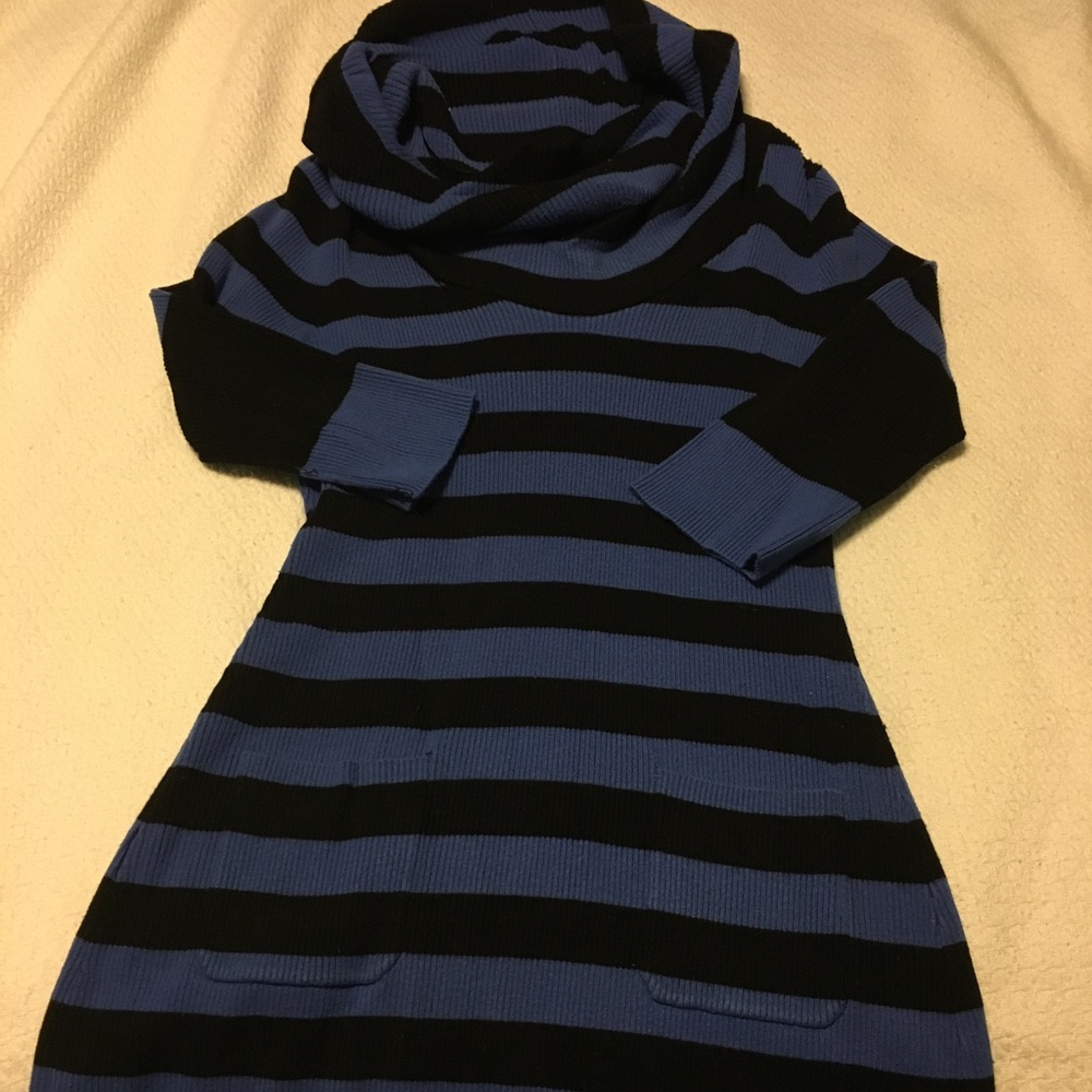 Super cute sweater!!