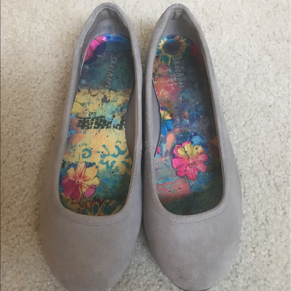 Skechers flats