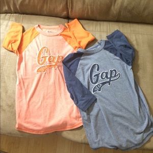 2 gap shirts
