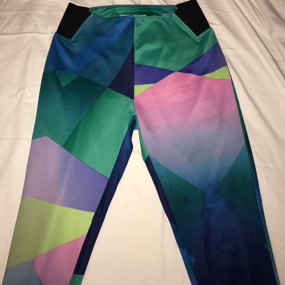 Beautiful Colored Workout Legging !