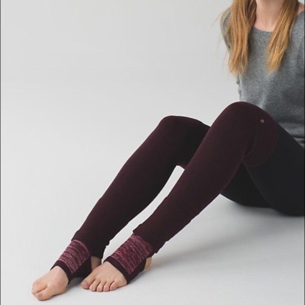 Lululemon "snow Amazing leg warmer" Bordeaux Drama