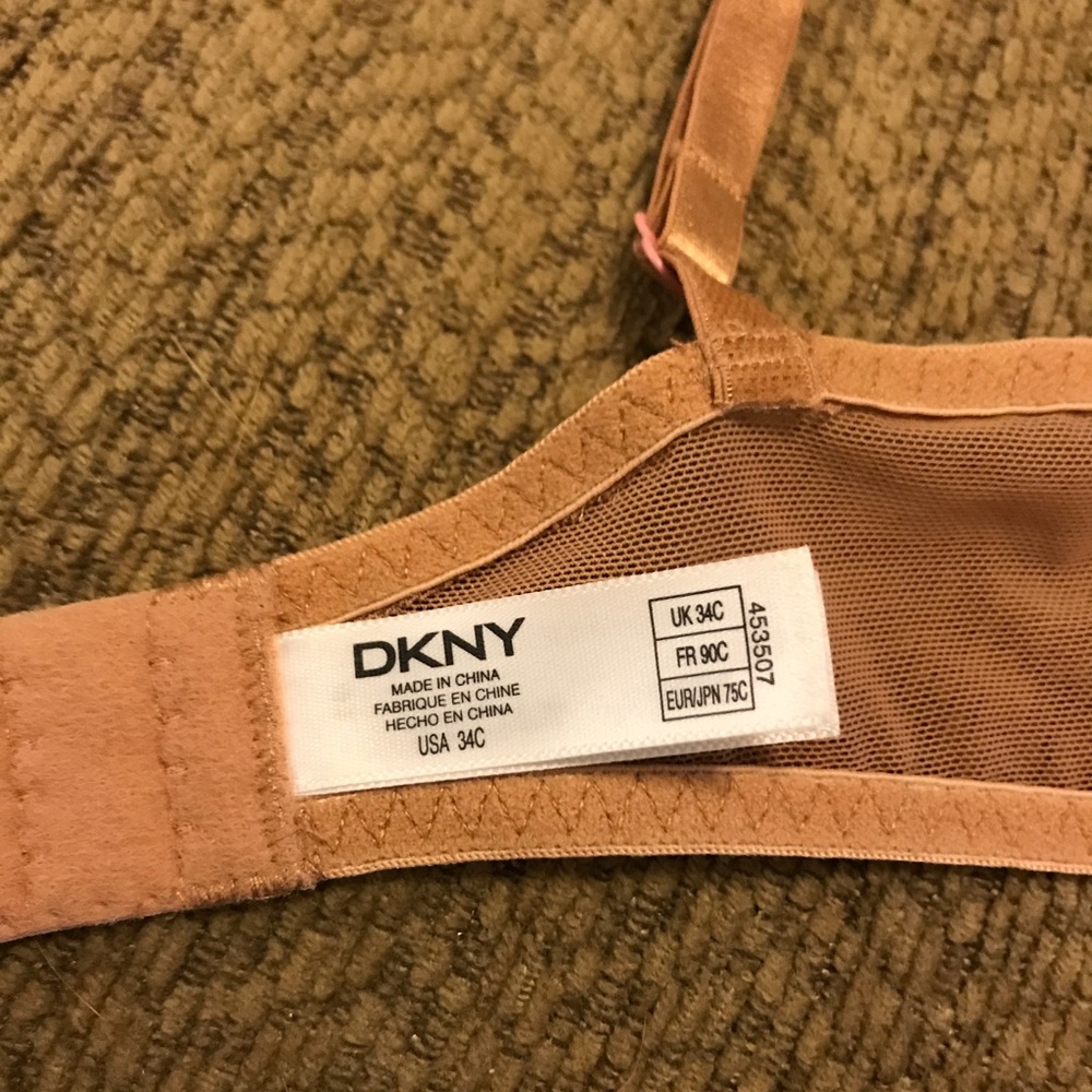 Bras - Picture 2 of 6