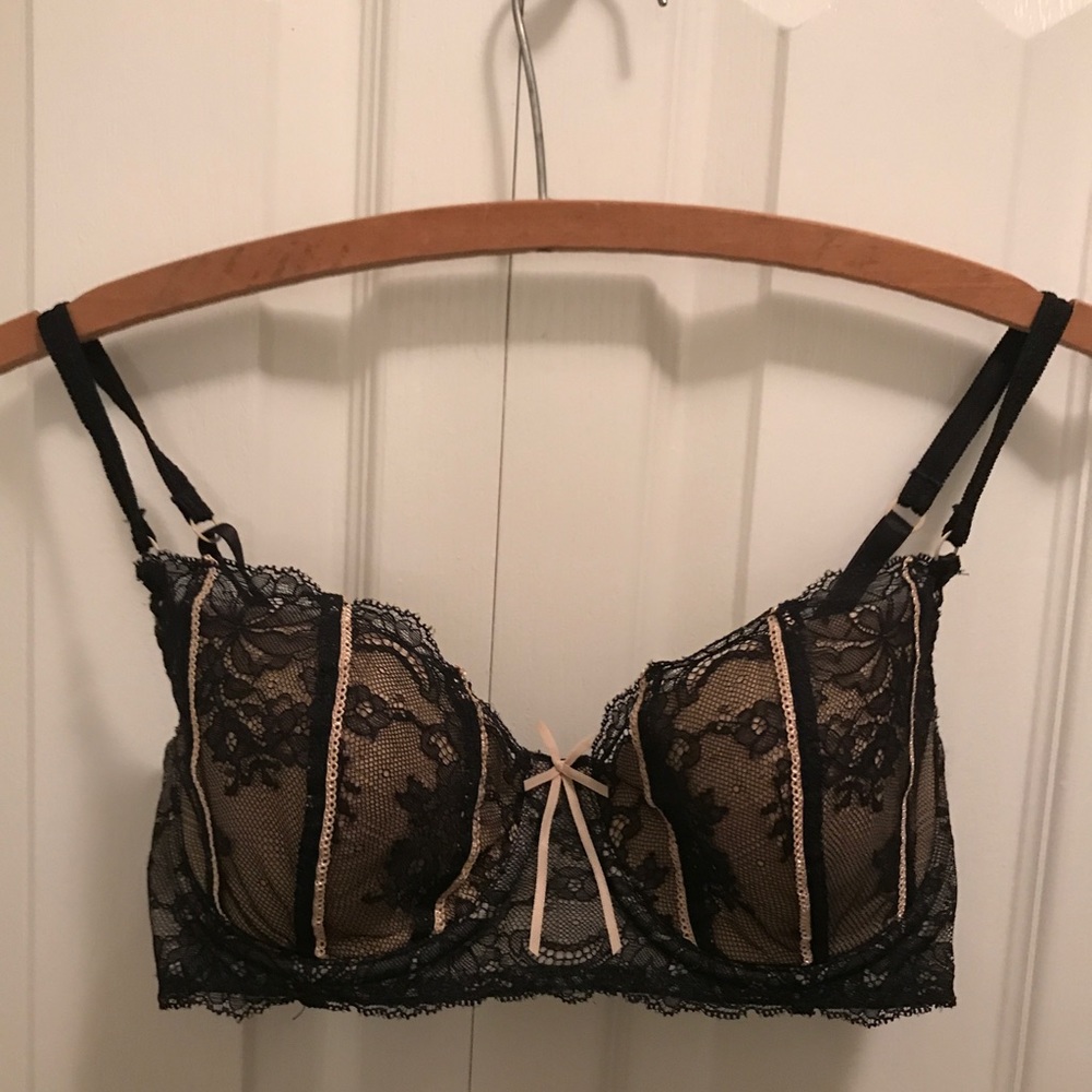 Bras - Picture 6 of 6
