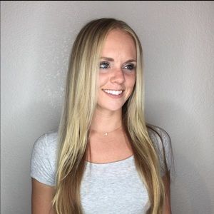 Meet your Posher, Elizabeth