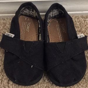 Toddler Size 4 Toms Shoes