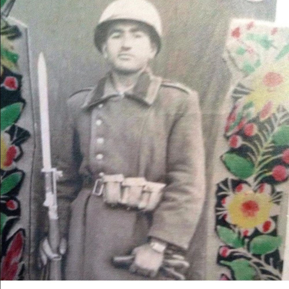 Meet your Posher, Ferial