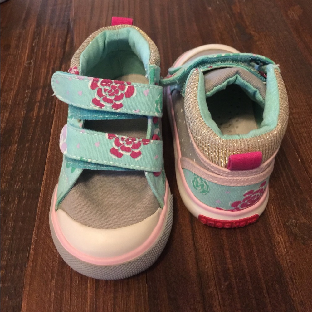 New! See Kai Run baby girls sneakers size 4. NWOT