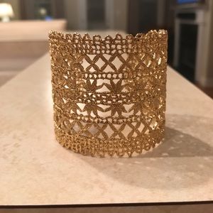 Stella & Dot Aliia Cuff