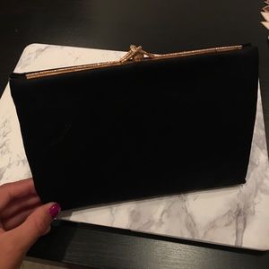 FLASH SALE🍂Vintage Clutch