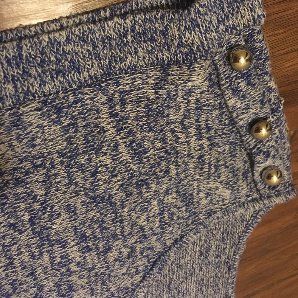 Crop Top Tee - Picture 3 of 3