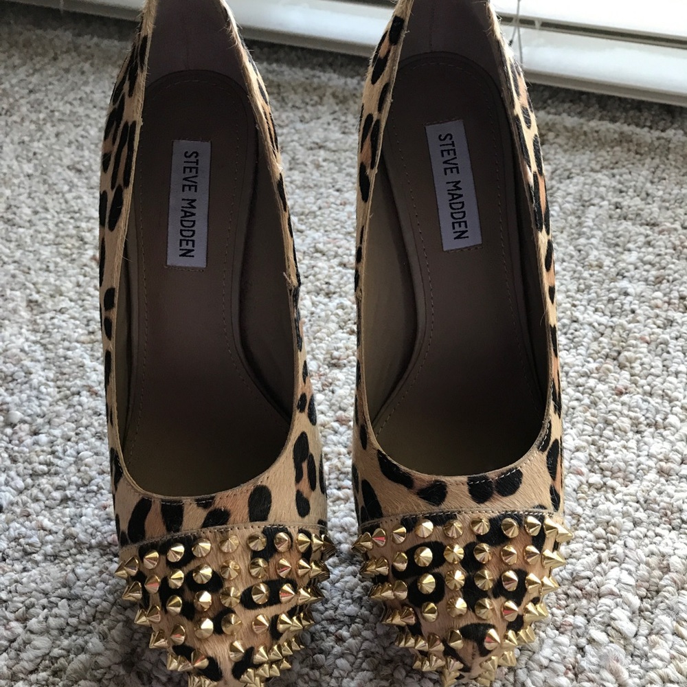 Steve Madden Platform Heels. Brand New.