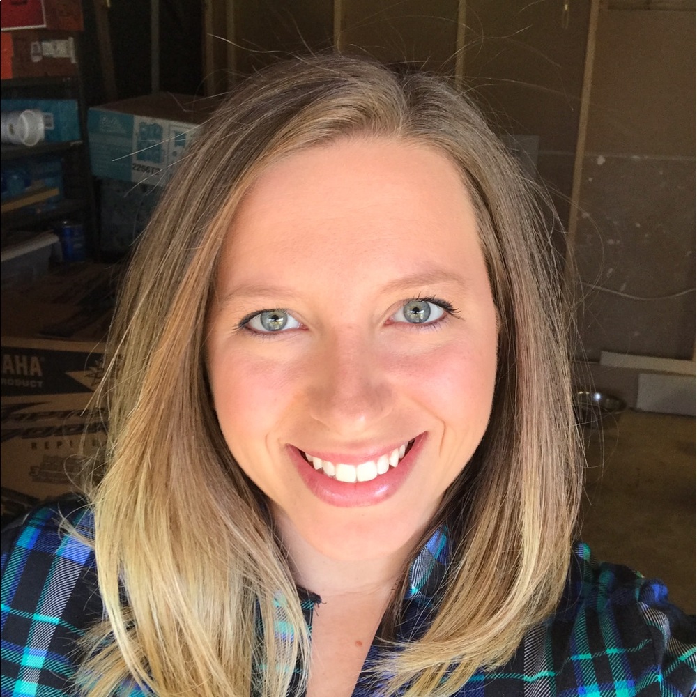Meet your Posher, Casey