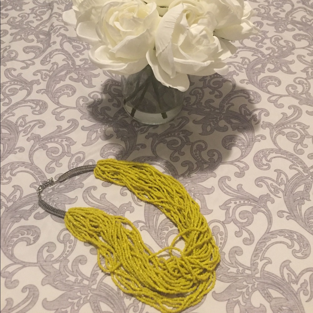 Yellow/citron colored necklace