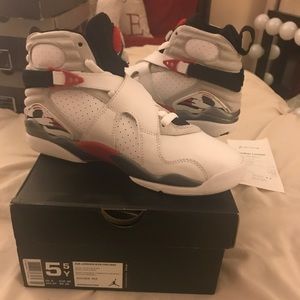 Air Jordan Retro 8 - Bugs Bunny