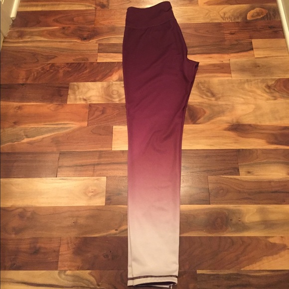 Athleta Pants - Athleta- Full length ombré leggings- M