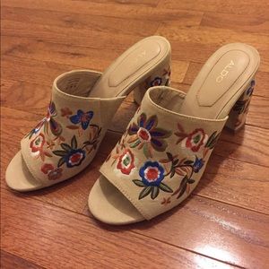 Aldo 8.5 Embroidered Heels