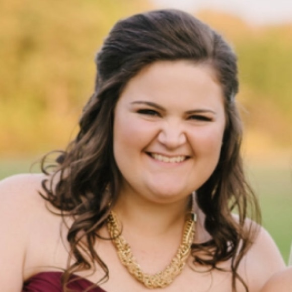 Meet your Posher, Kaitlynn - Picture 1 of 1