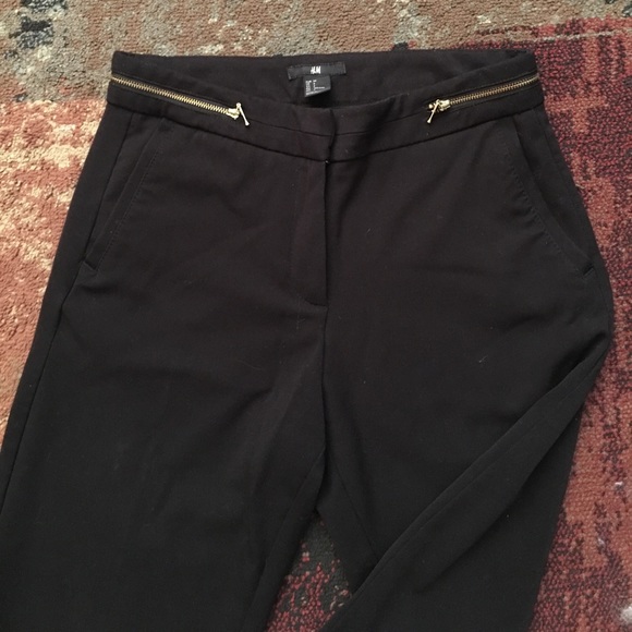 Black pants - Picture 2 of 3