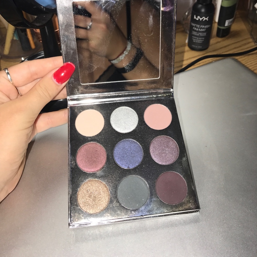 Kylie cosmetics "the holiday 2016 pallet"