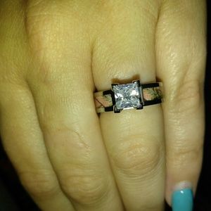 Camo and white sapphire ring