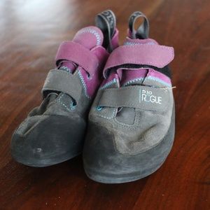 5.10 Rogue Climbing Shoes