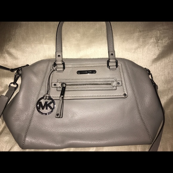 SOLD!!!! BRAND NEW Michael Kors Gray purse - Picture 1 of 6