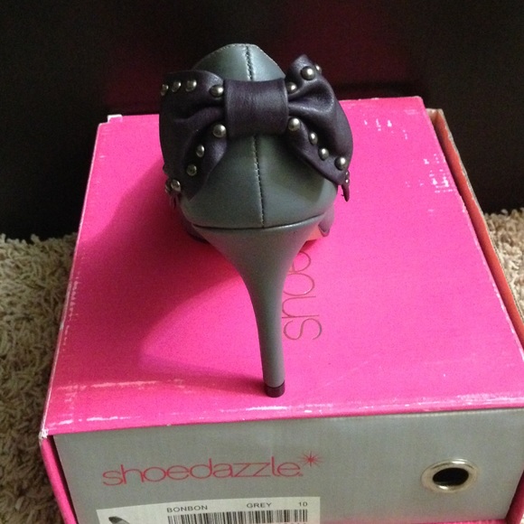 Heels - Picture 4 of 5