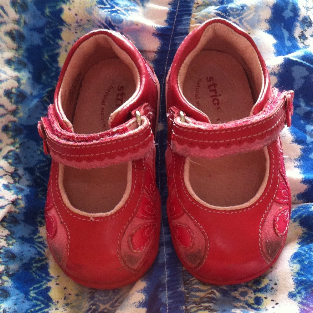 Cute Gabby Pink Shoes from STRIDE RITE!