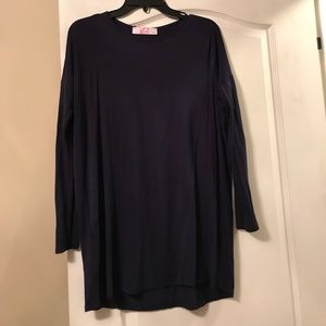 Navy blue piko style top