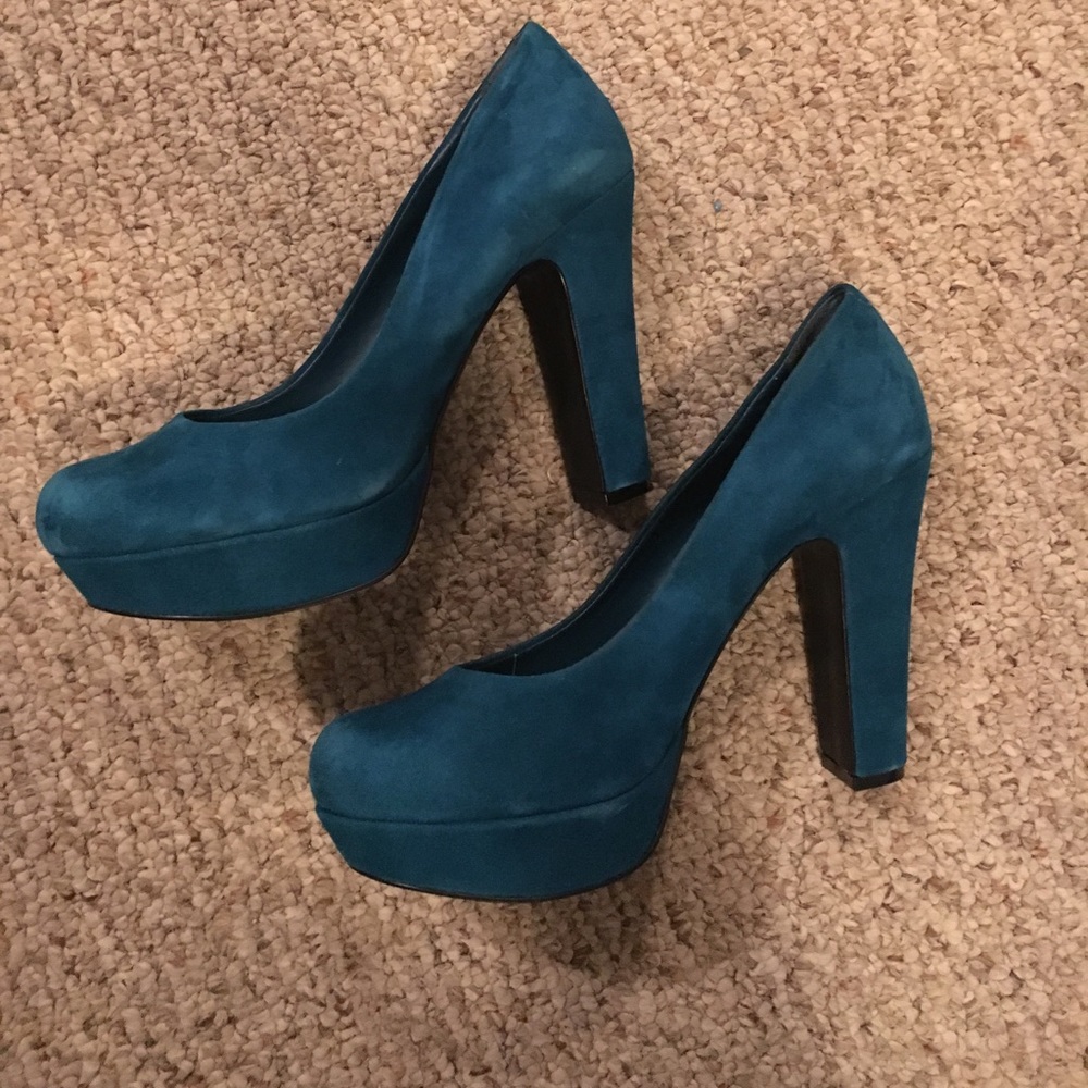 Blue suede heels!