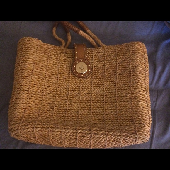 KORS Michael Kors Handbags - MK Straw bag with gold detail❤️