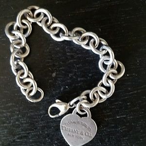 Tiffany's heart return to Tiffany's bracelet
