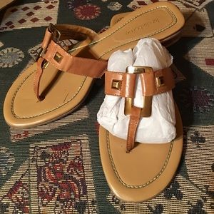 Liz Claiborne leather sandals- gold highlights.