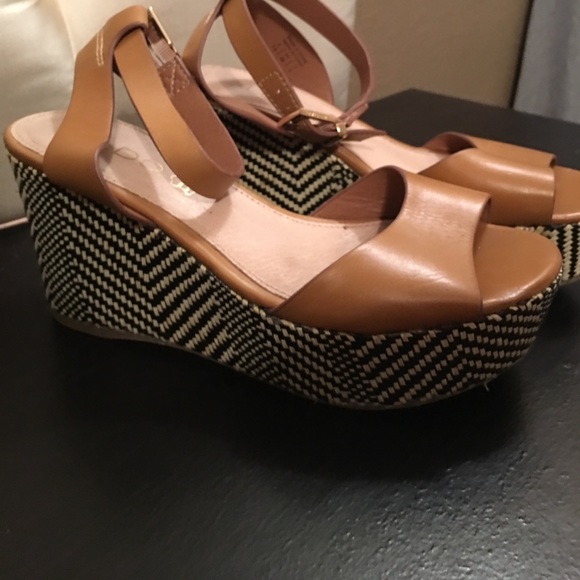 ‼️SOLD‼️ - Picture 3 of 4