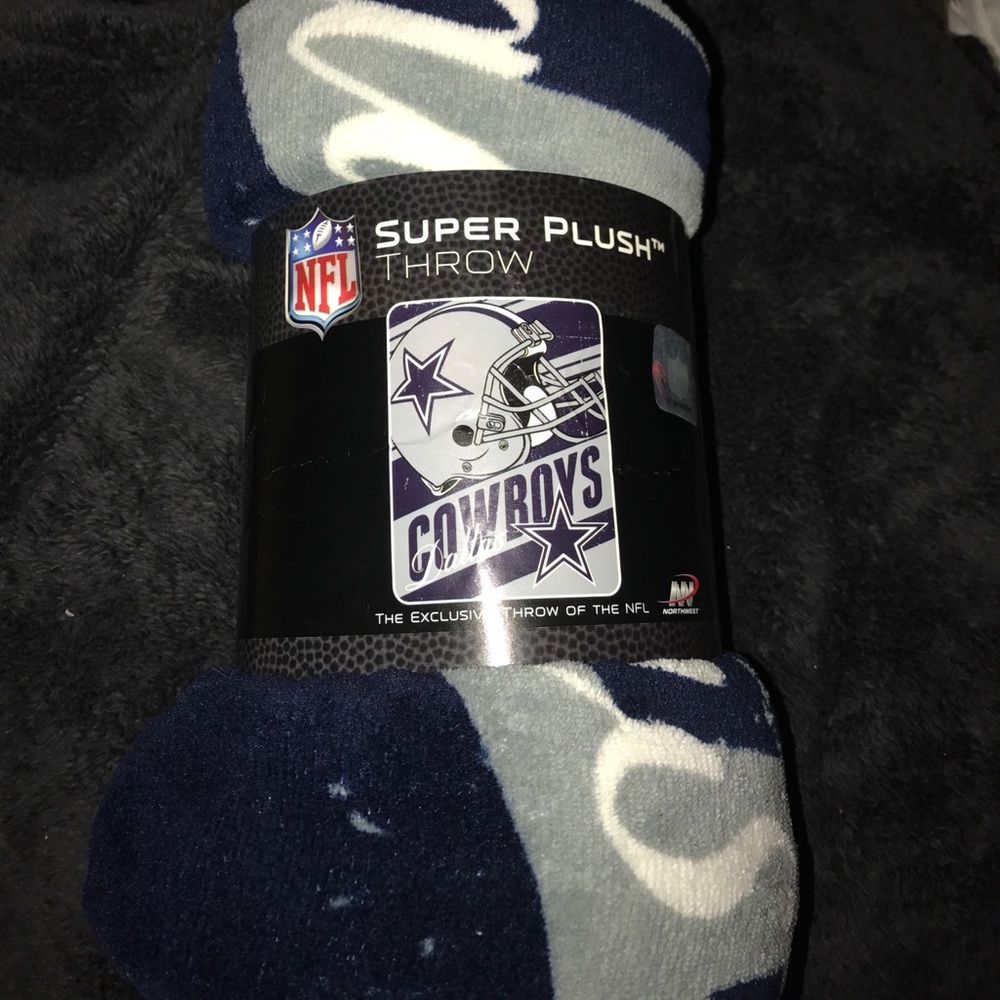 Dallas Cowboys Plush Throw
