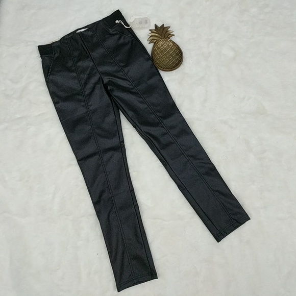 Small NEW Faux Leather Women/'s Skinny Pants Trousers Altar/'d State S