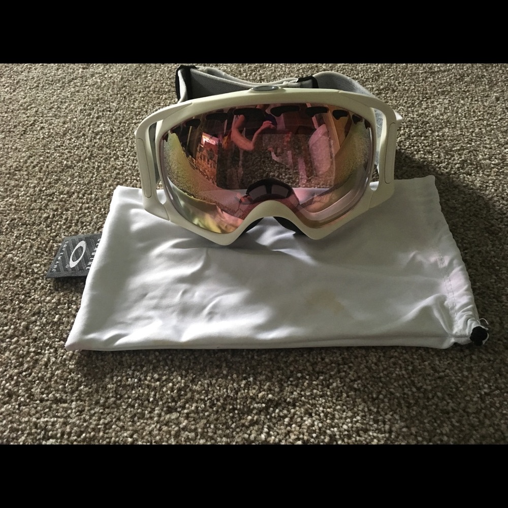 Oakley women's ski goggles