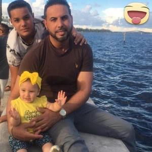 Meet your Posher, Denis