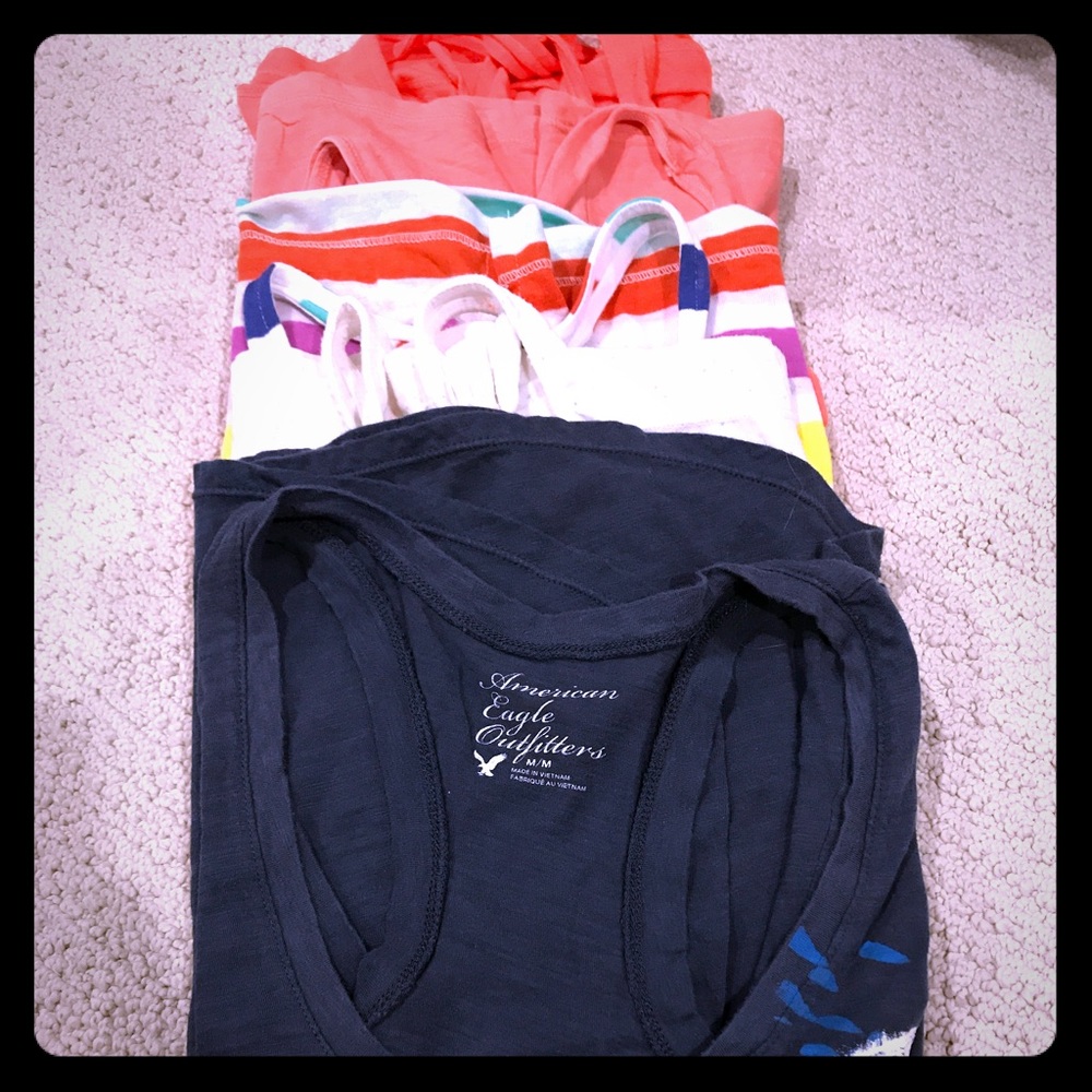 Racerback tank bundle☀️☀️☀️
