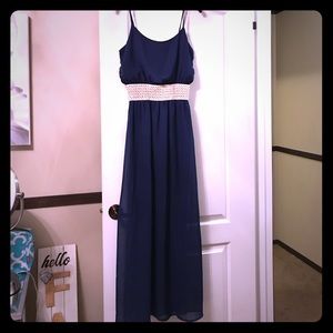 Navy maxi